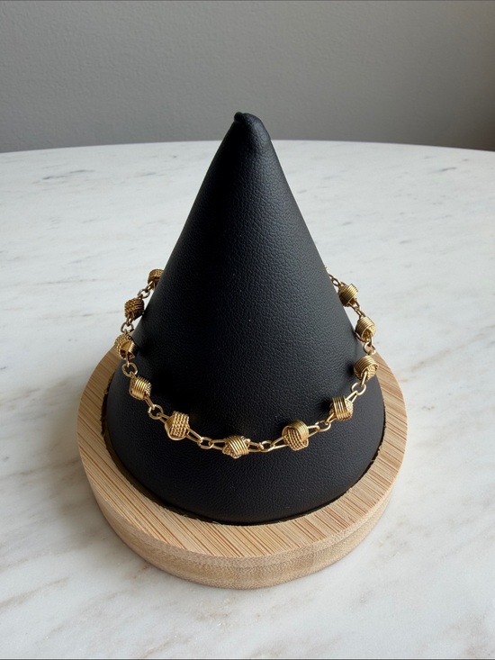 Vintage Jewelry - Vintage Gold Plated Knotted Accent Bracelet - Minimalist, Unique